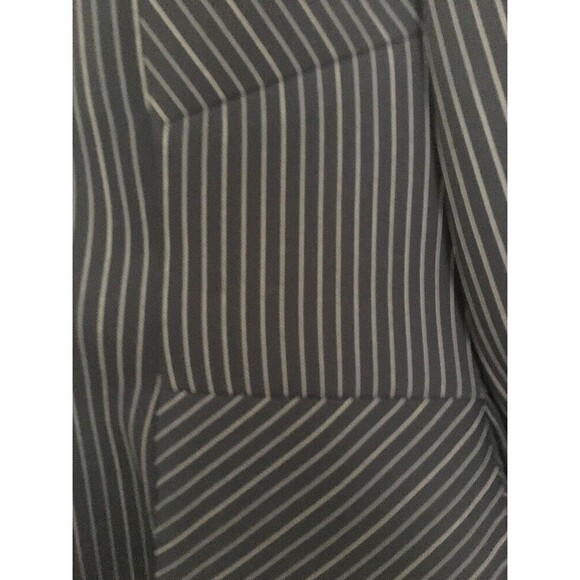 2pc Liz Claiborne Women's Blue Pinstriped Pant Suit Size 4 Jacket & Pants - Picture 7 of 12